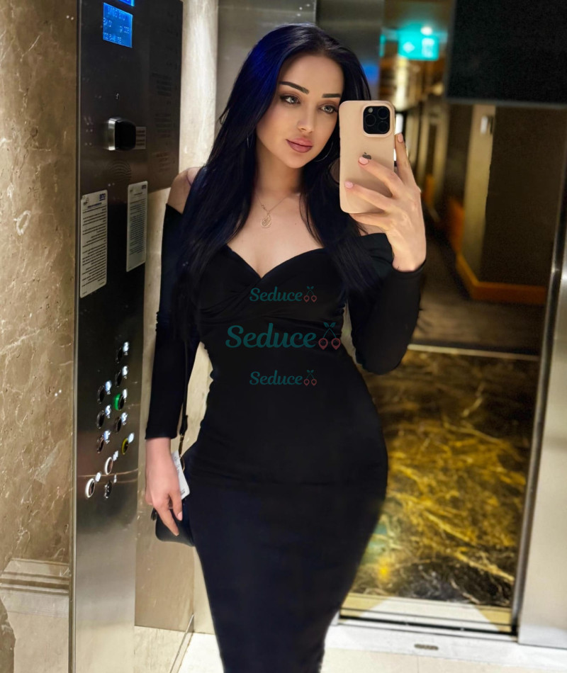 Photo escort girl Sophie: the best escort service