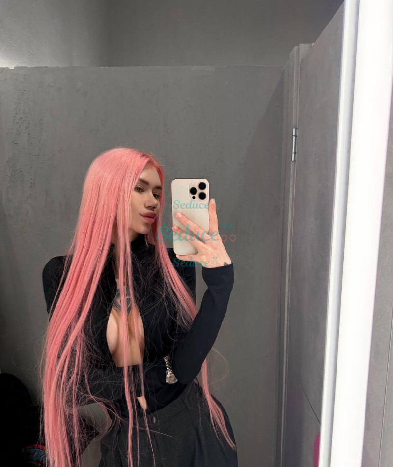 Photo escort girl Loreen: the best escort service
