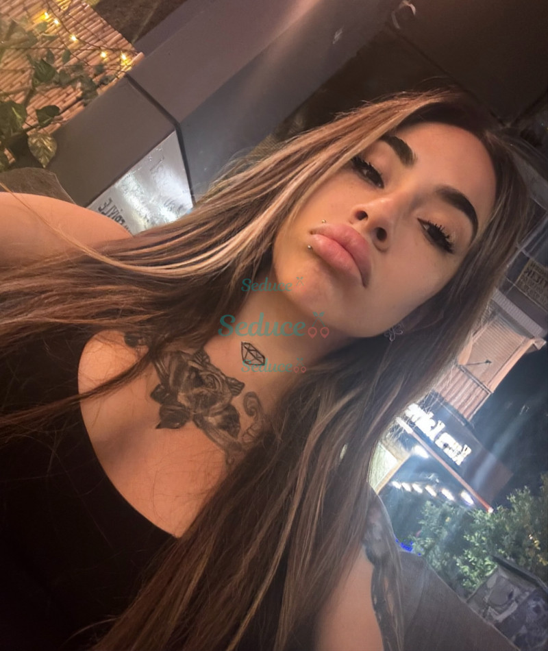 Photo escort girl Lavinya: the best escort service