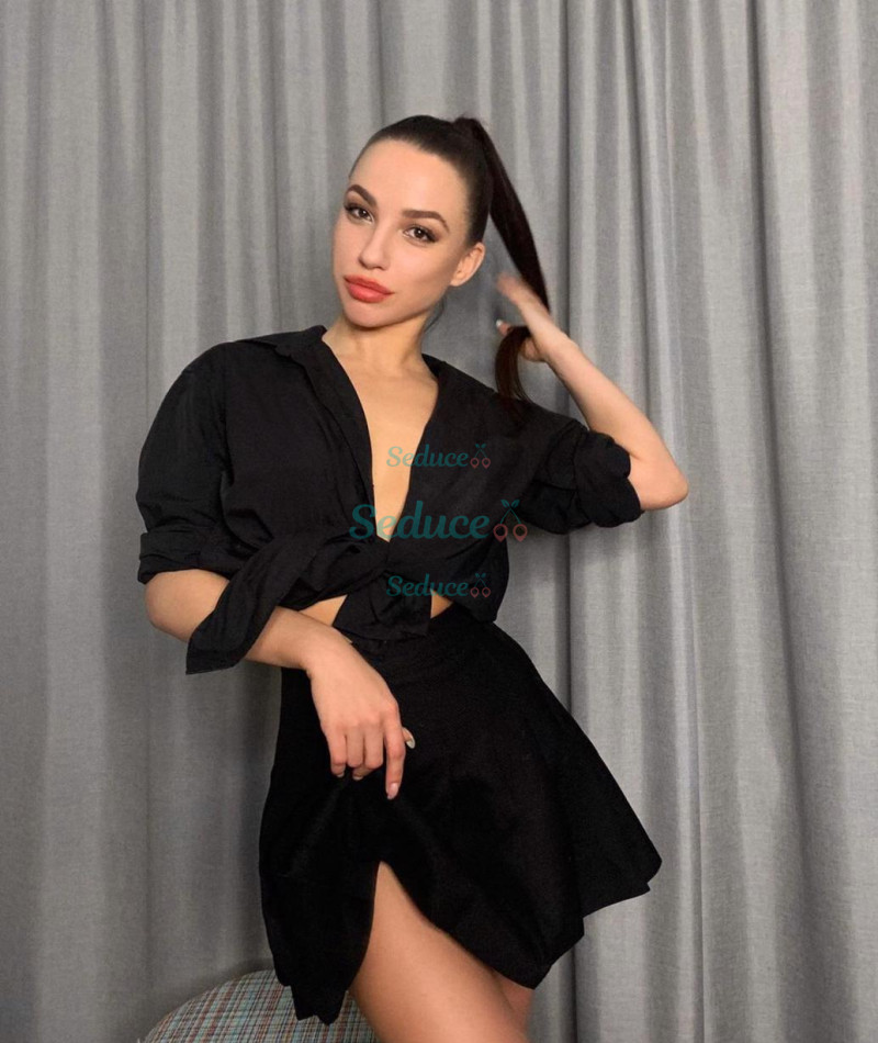 Photo escort girl Ada: the best escort service