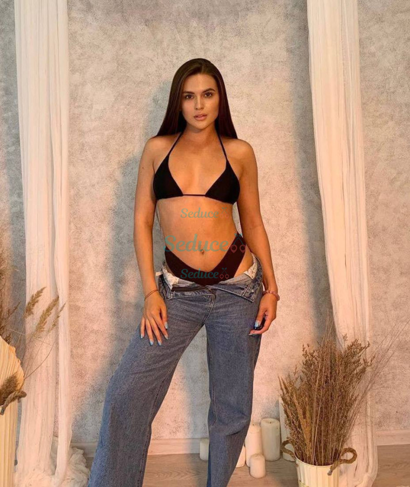 Photo escort girl Emma: the best escort service