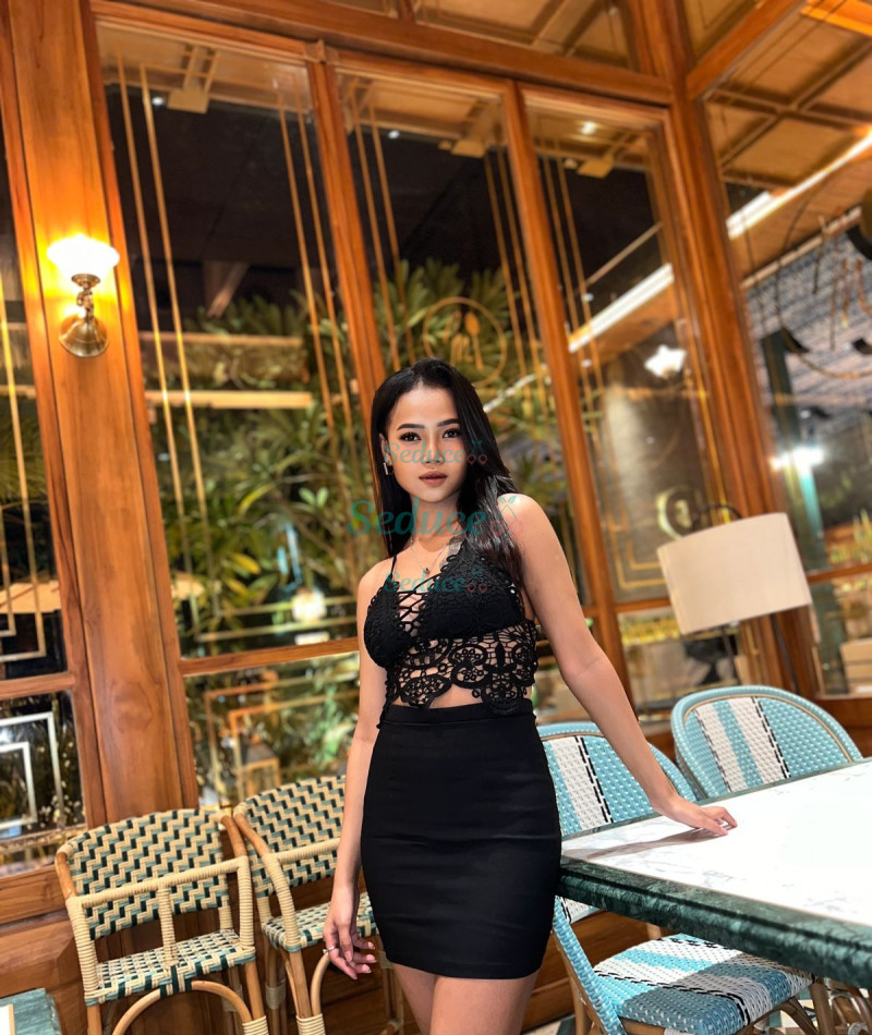 Photo escort girl Shindy Amora: the best escort service