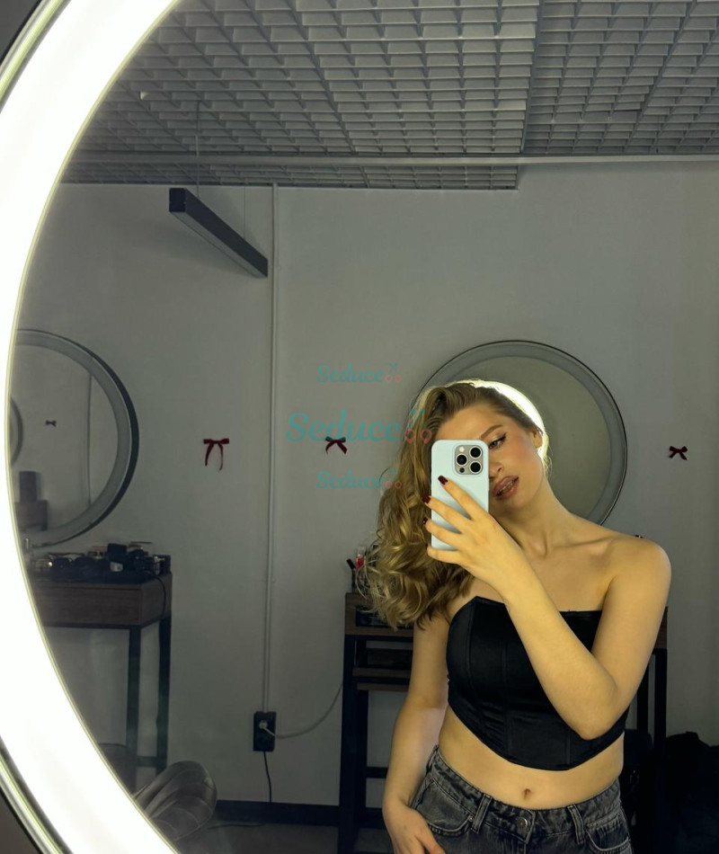 Photo escort girl Bella: the best escort service