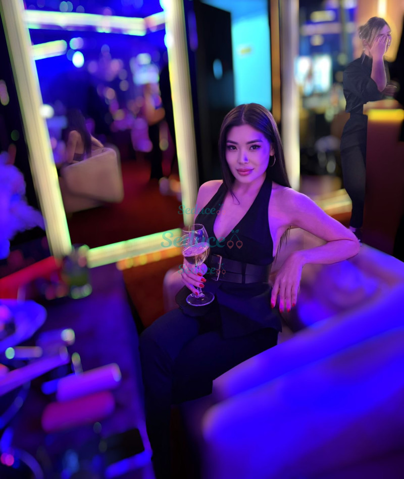 Photo escort girl Diana : the best escort service