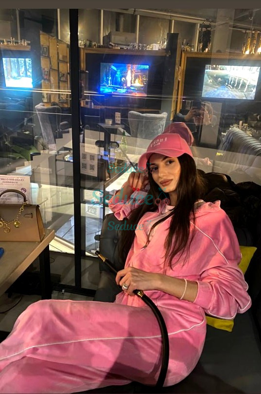 Photo escort girl Emma: the best escort service