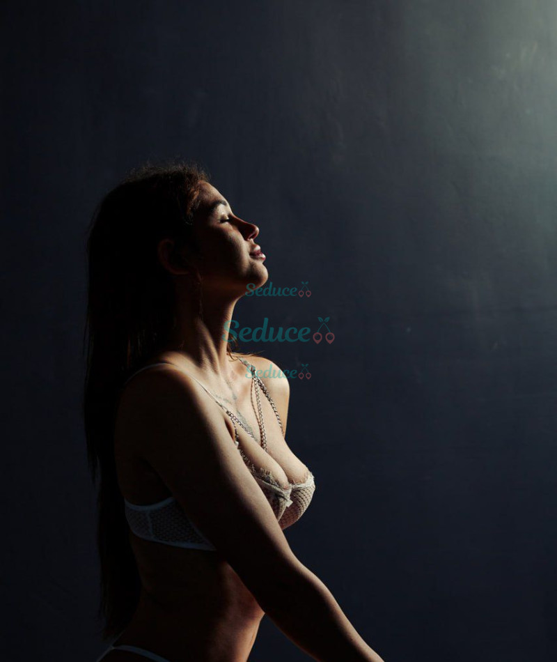 Photo escort girl Lolita: the best escort service