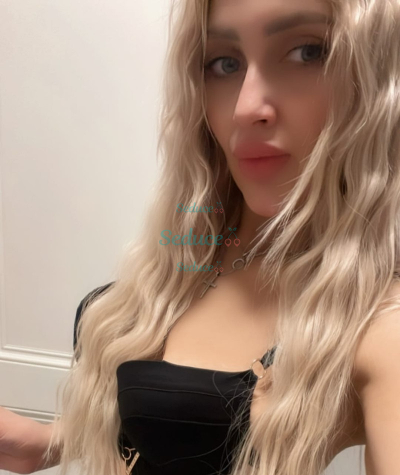 Photo escort girl Ivonna: the best escort service