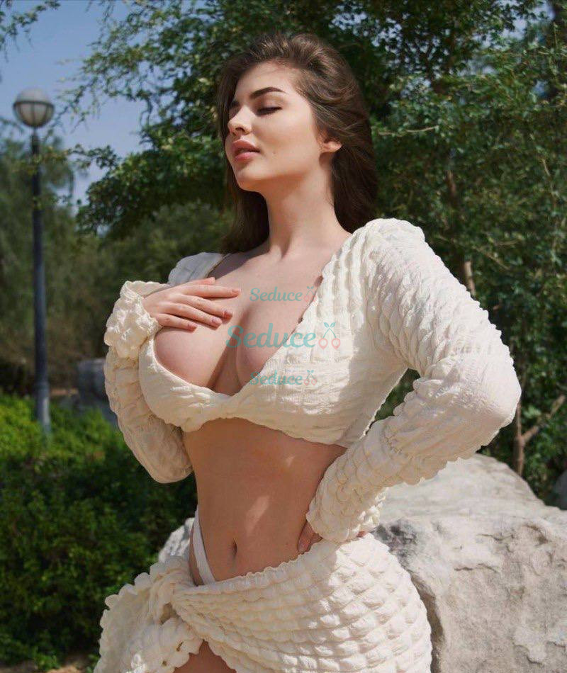 Photo escort girl Nely: the best escort service