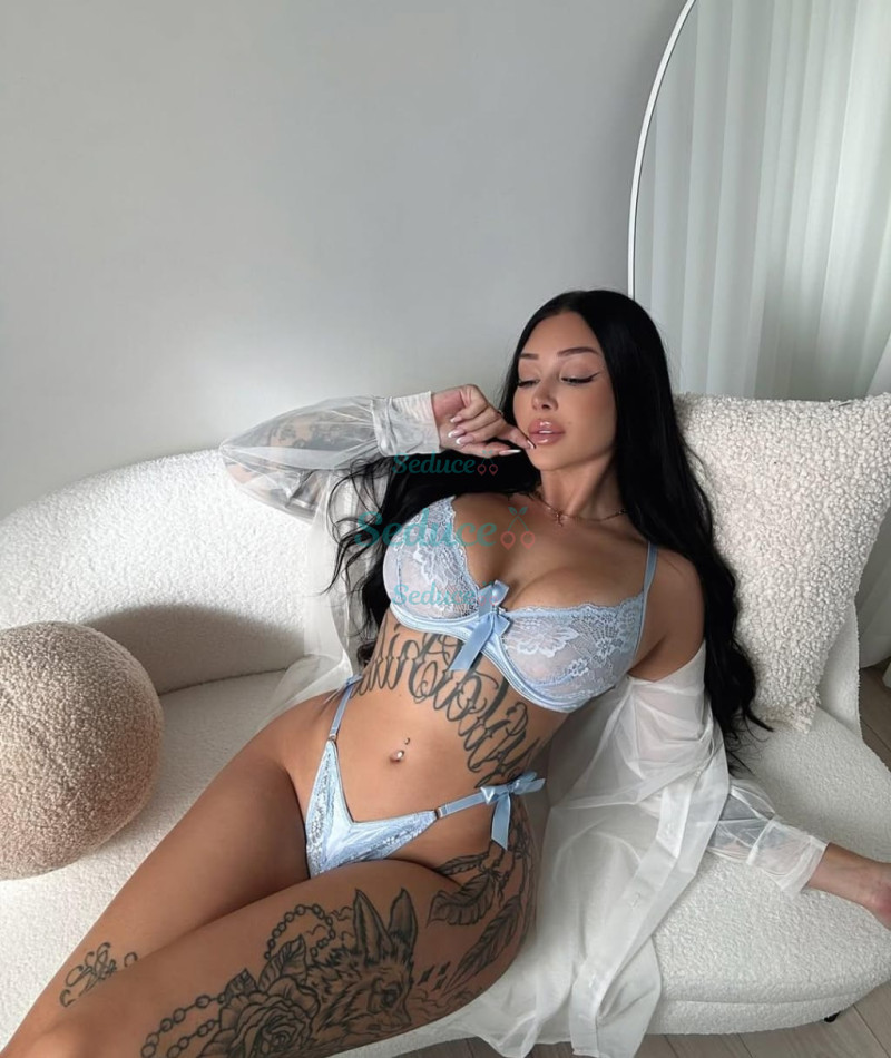 Photo escort girl Dina: the best escort service