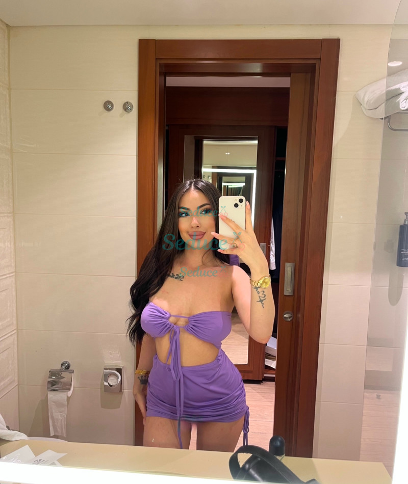 Photo escort girl azra: the best escort service