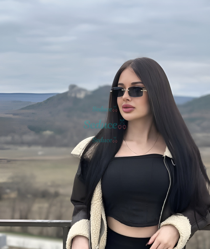 Photo escort girl Alina: the best escort service