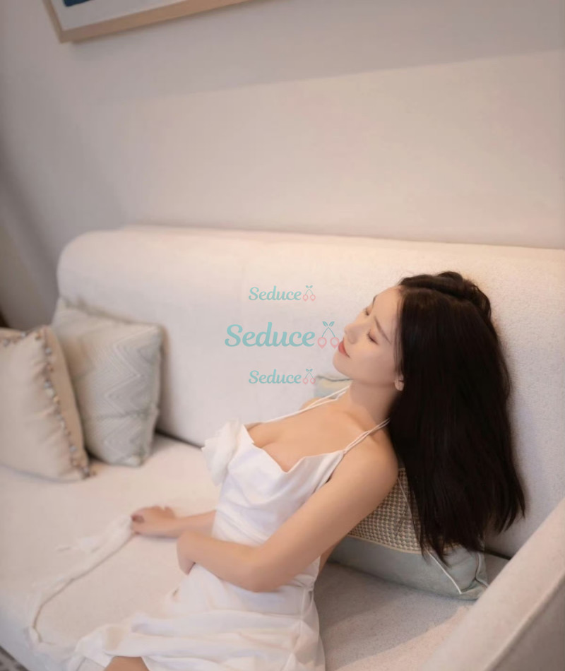 Photo escort girl Tina: the best escort service