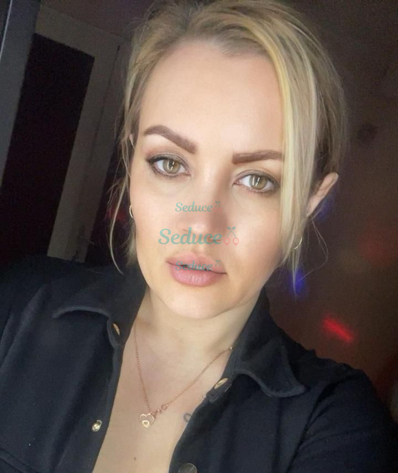 Photo escort girl Jennia: the best escort service