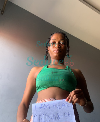 Photo escort girl Charlotte: the best escort service
