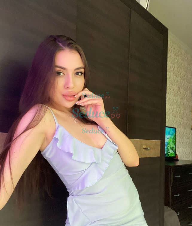 Photo escort girl VALERIA: the best escort service