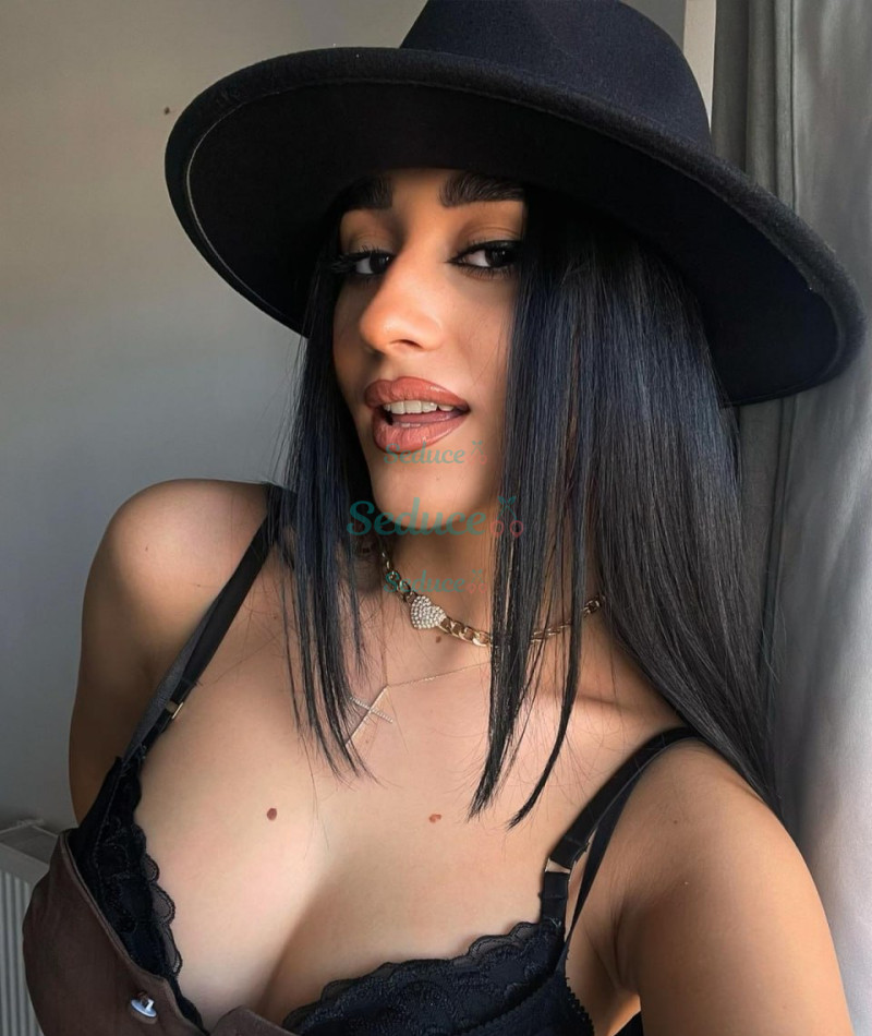 Photo escort girl Cataleya: the best escort service