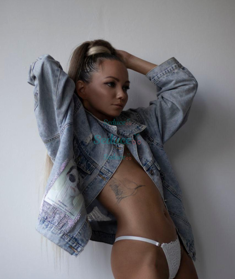 Photo escort girl Tisha: the best escort service