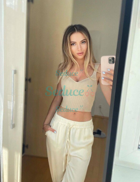 Photo escort girl sare: the best escort service