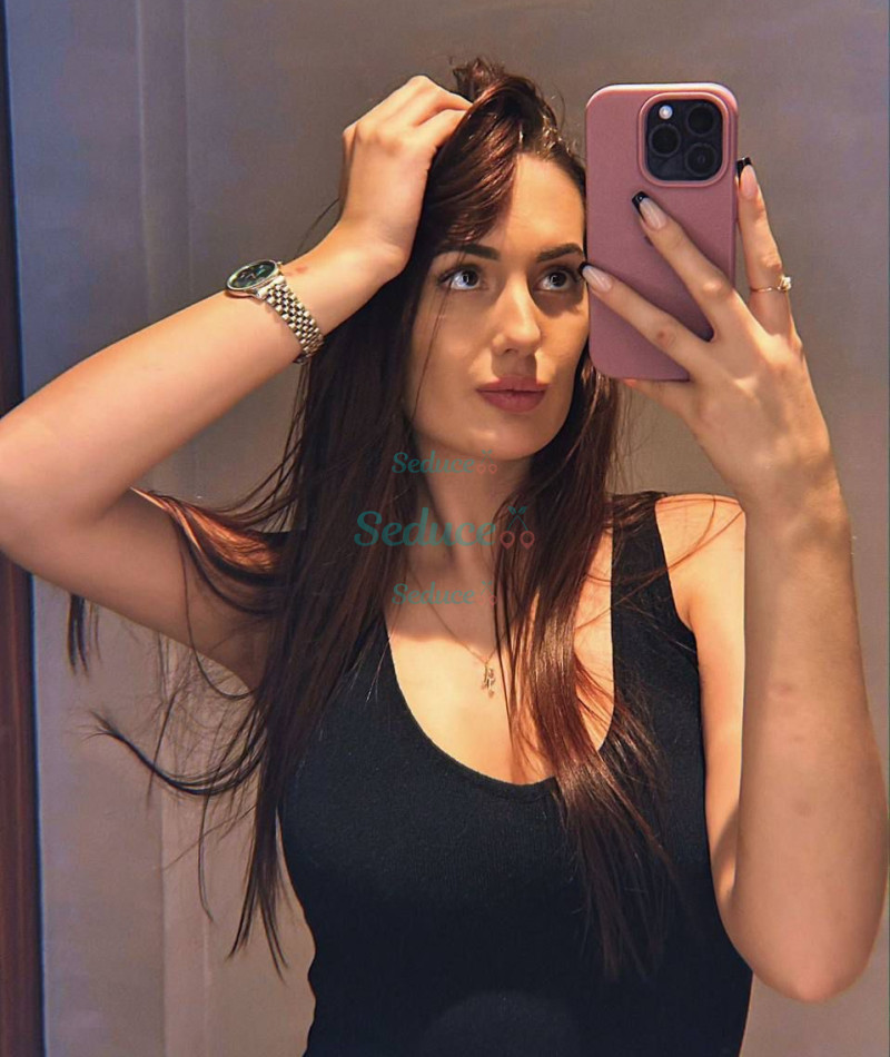 Photo escort girl sabrina: the best escort service