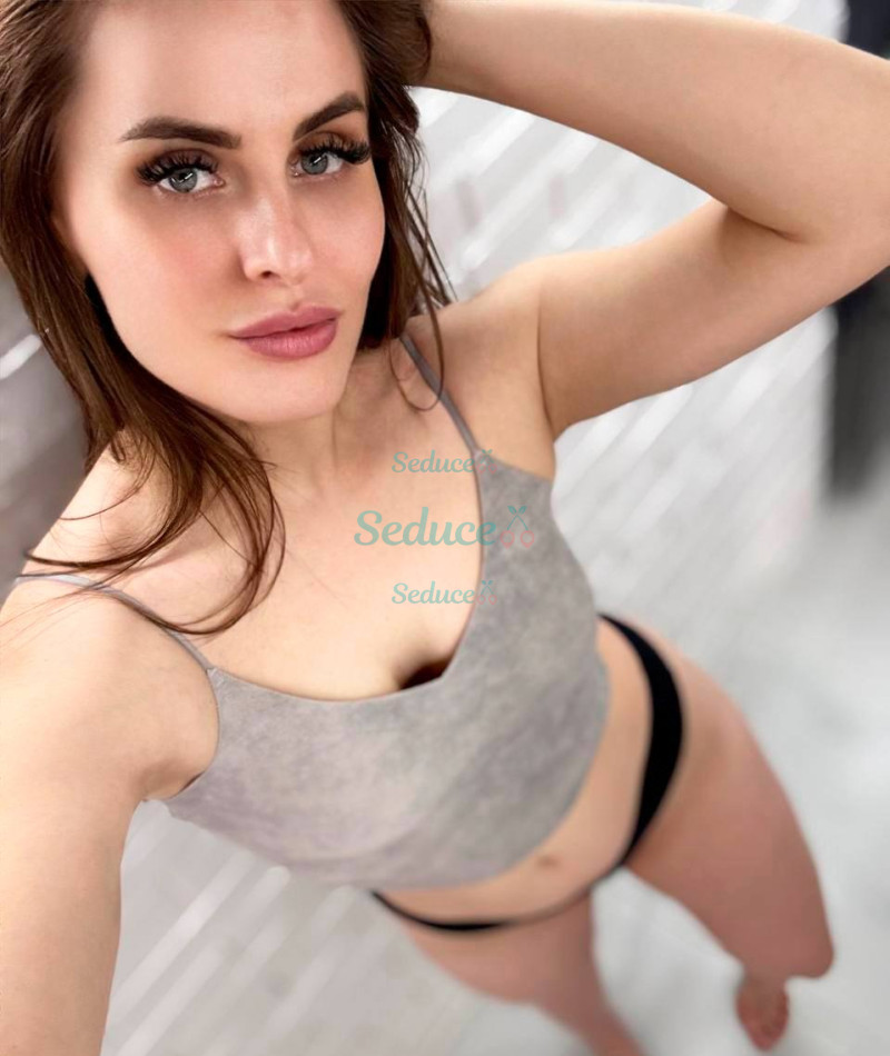 Photo escort girl Alina: the best escort service