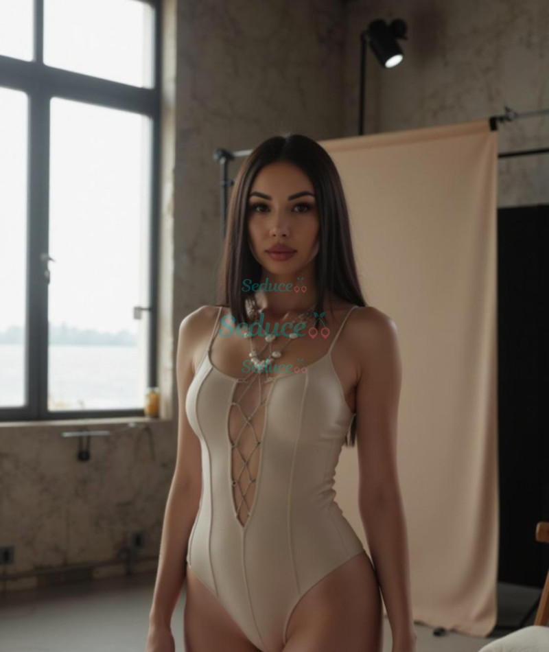 Photo escort girl Hellen: the best escort service