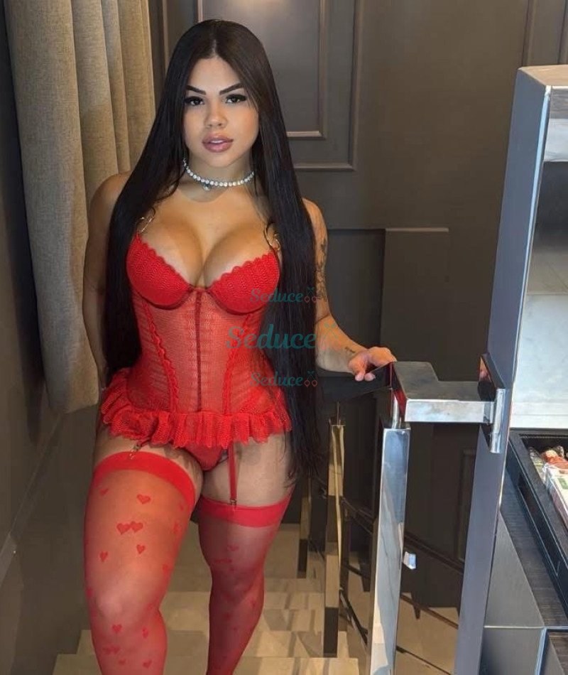 Photo escort girl Isabelle: the best escort service