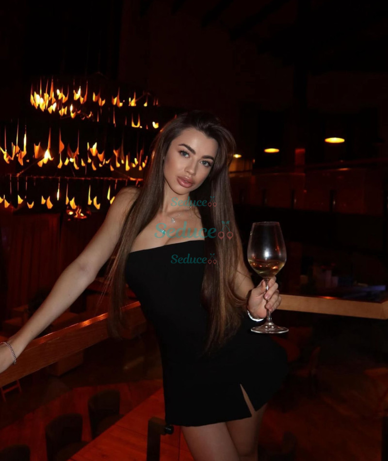 Photo escort girl Irina	: the best escort service