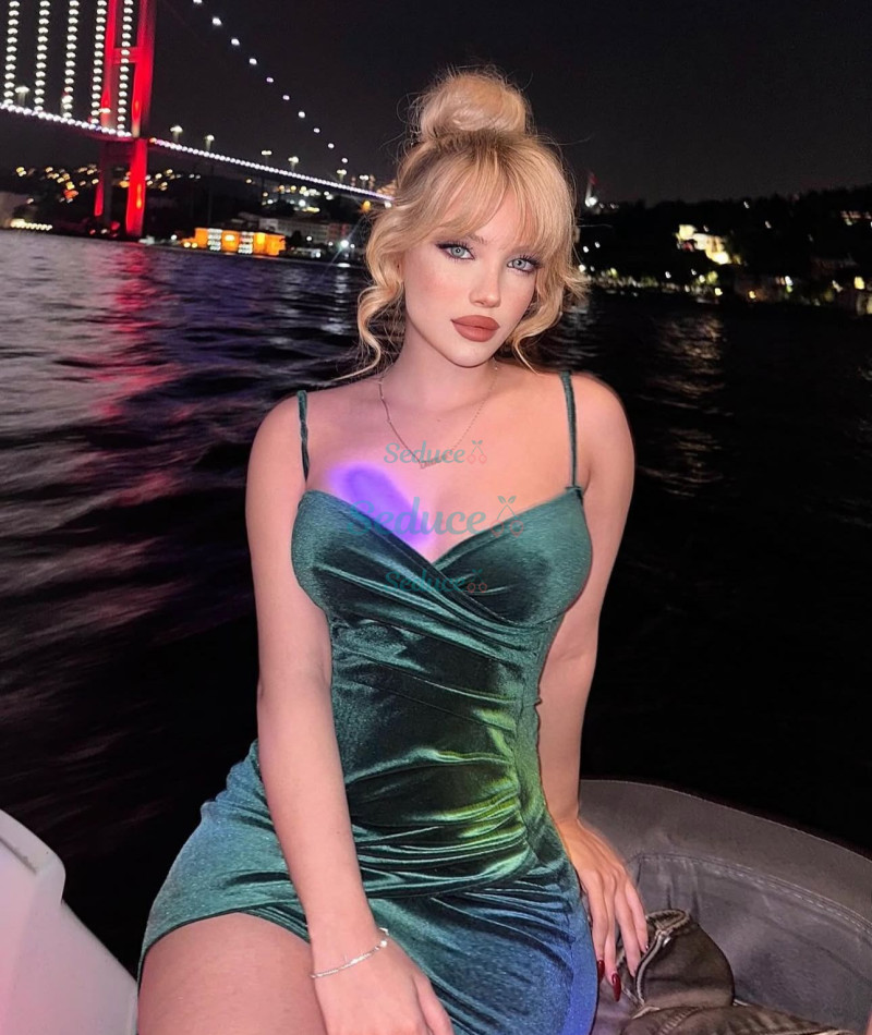 Photo escort girl MELDA: the best escort service