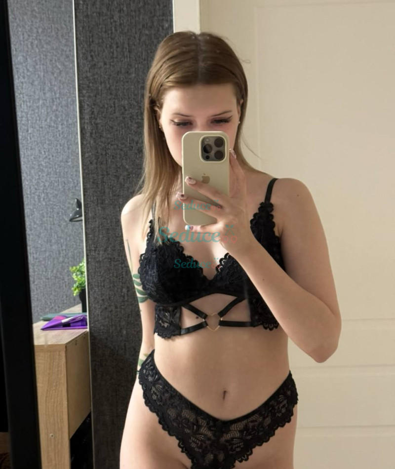 Photo escort girl Luna: the best escort service