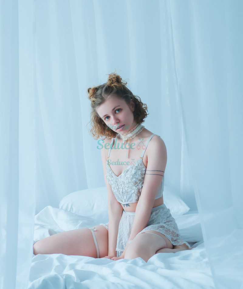 Photo escort girl Mia: the best escort service