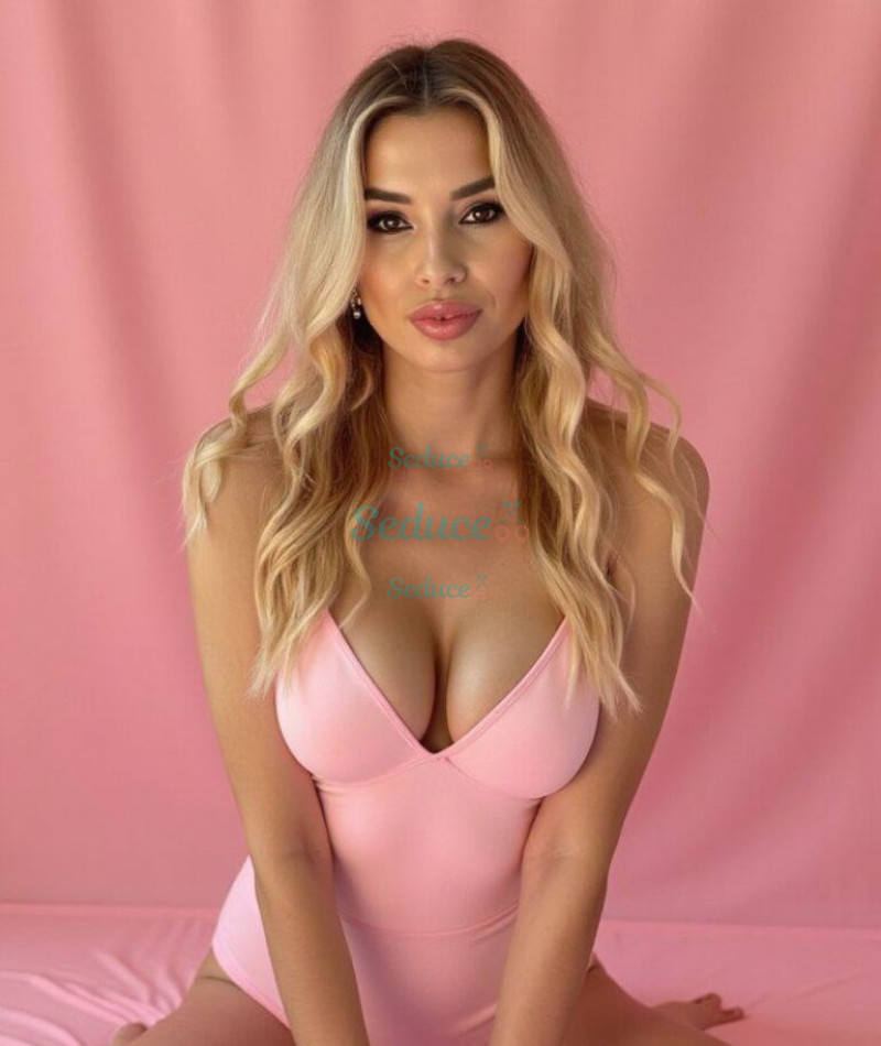 Photo escort girl Alexandra Glamour: the best escort service