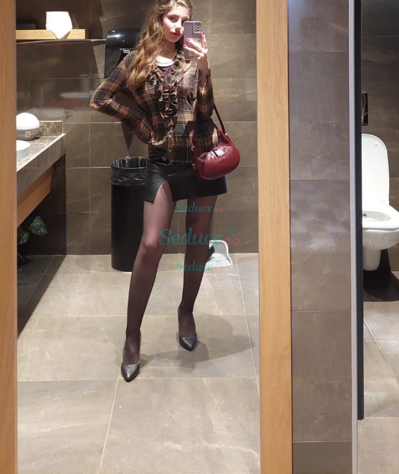 Photo escort girl Linda: the best escort service