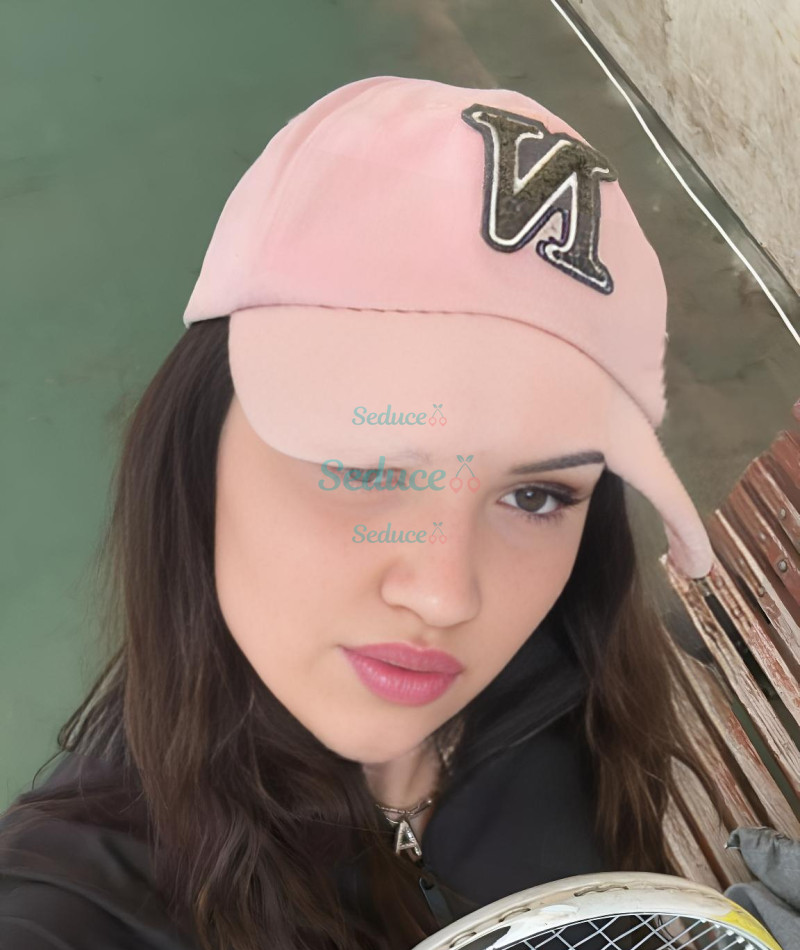 Photo escort girl ecrina: the best escort service