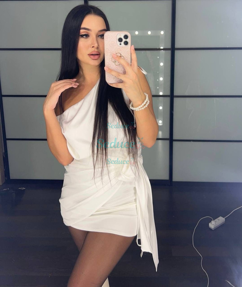 Photo escort girl Kristina: the best escort service
