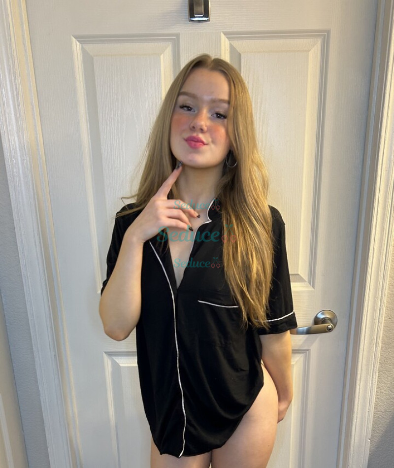 Photo escort girl Aleyna: the best escort service