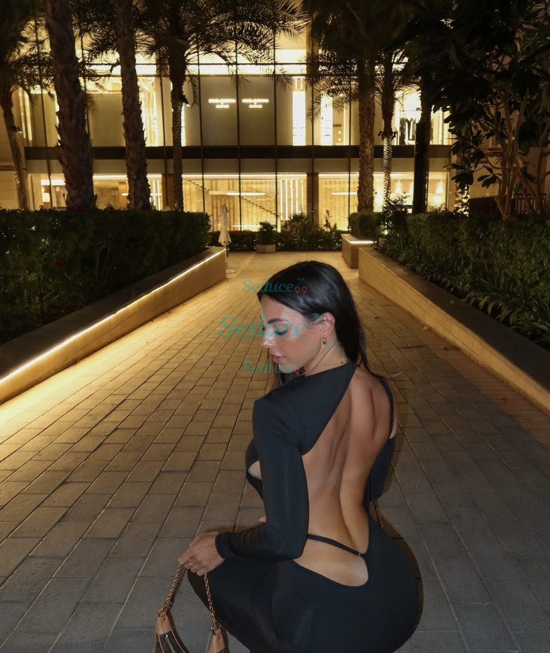 Photo escort girl Babi: the best escort service