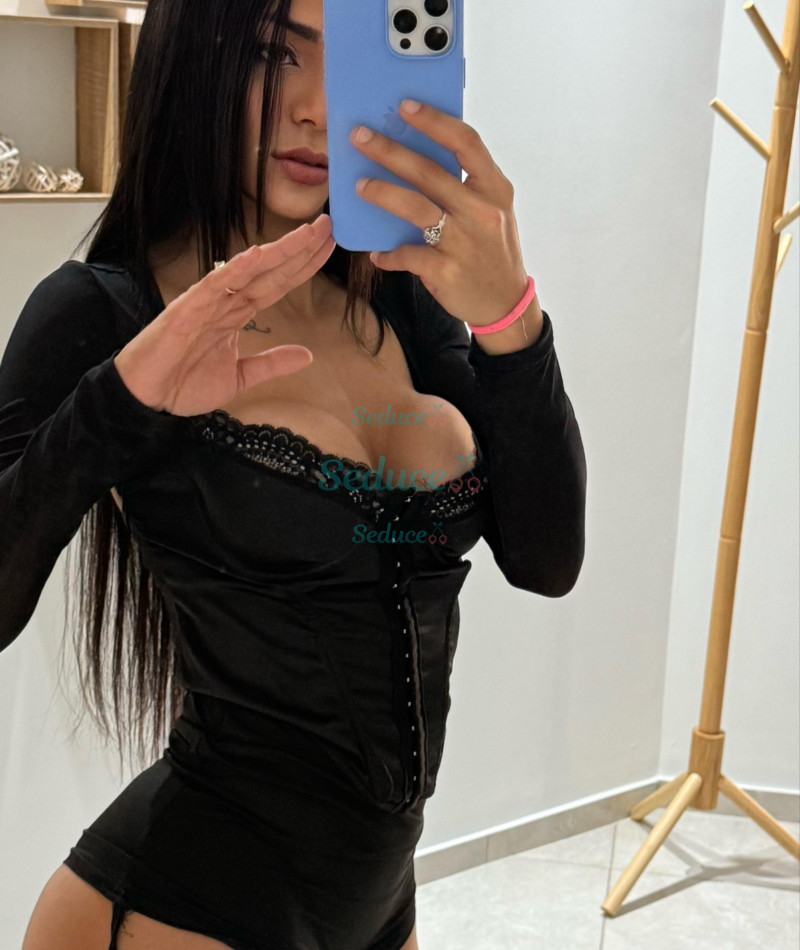 Photo escort girl Eduarda: the best escort service