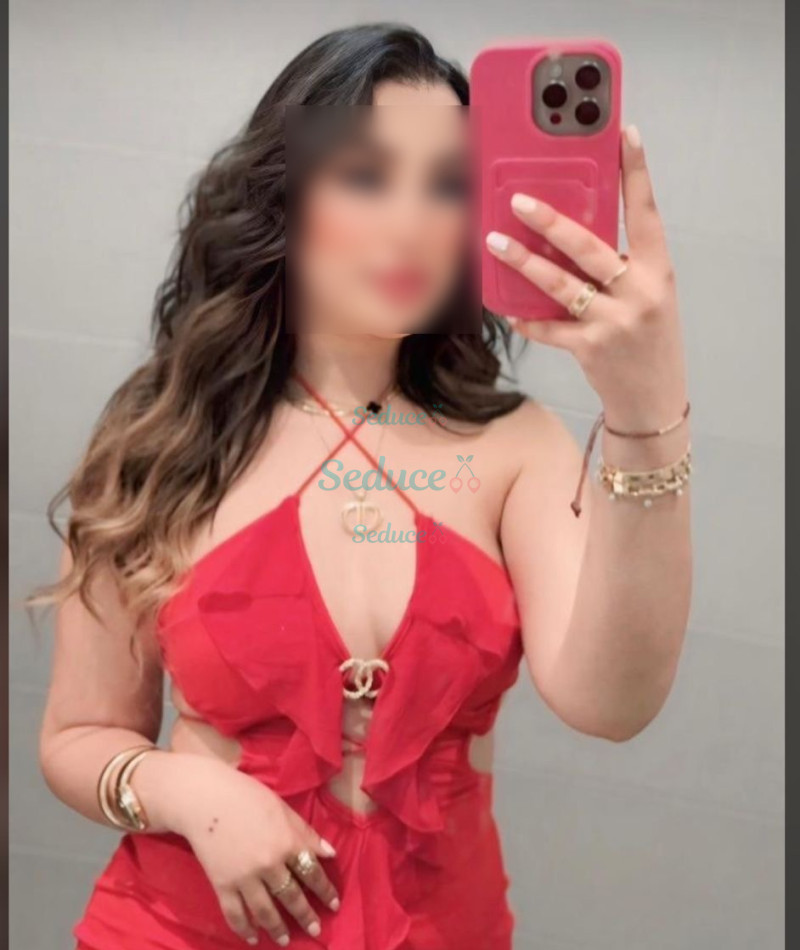 Photo escort girl Ahlam: the best escort service