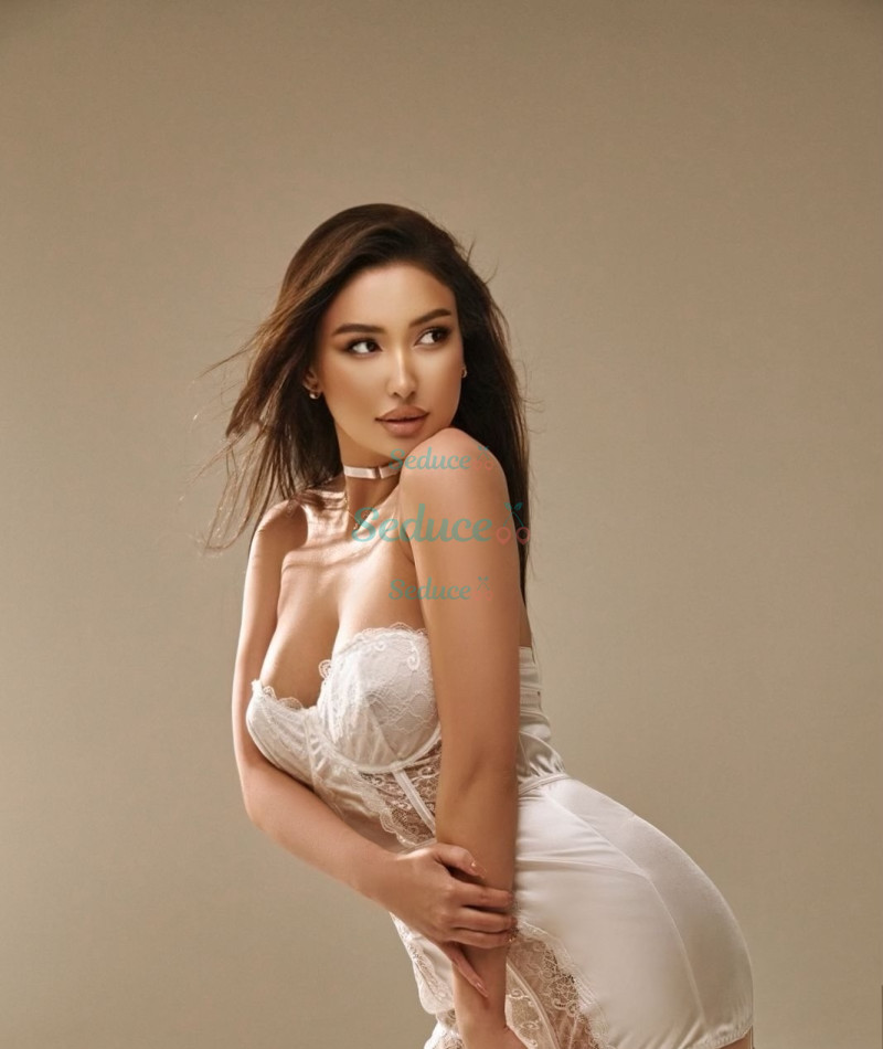 Photo escort girl LOLITA: the best escort service