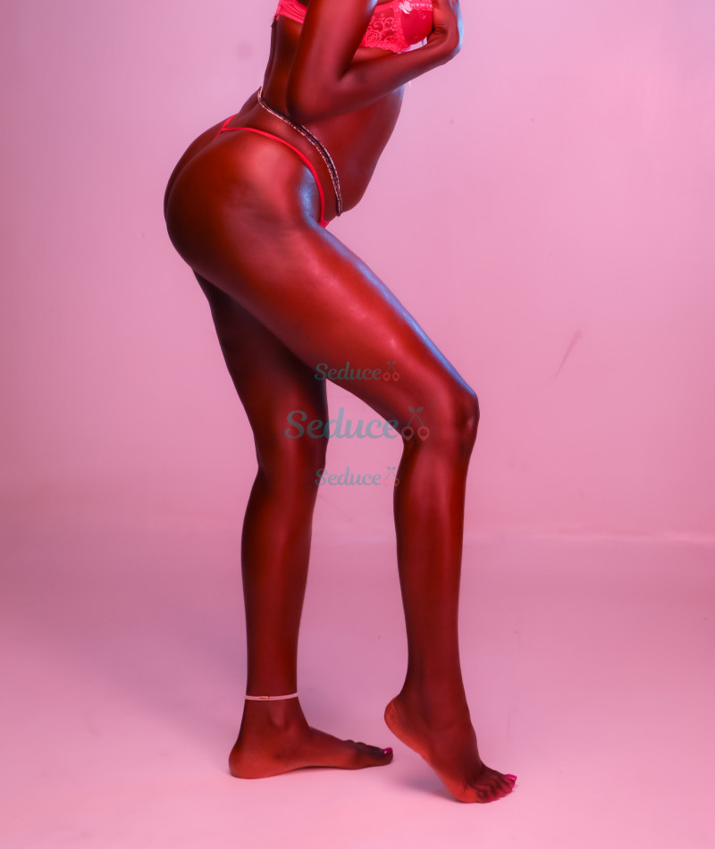 Photo escort girl Queen Of Sweetness : the best escort service