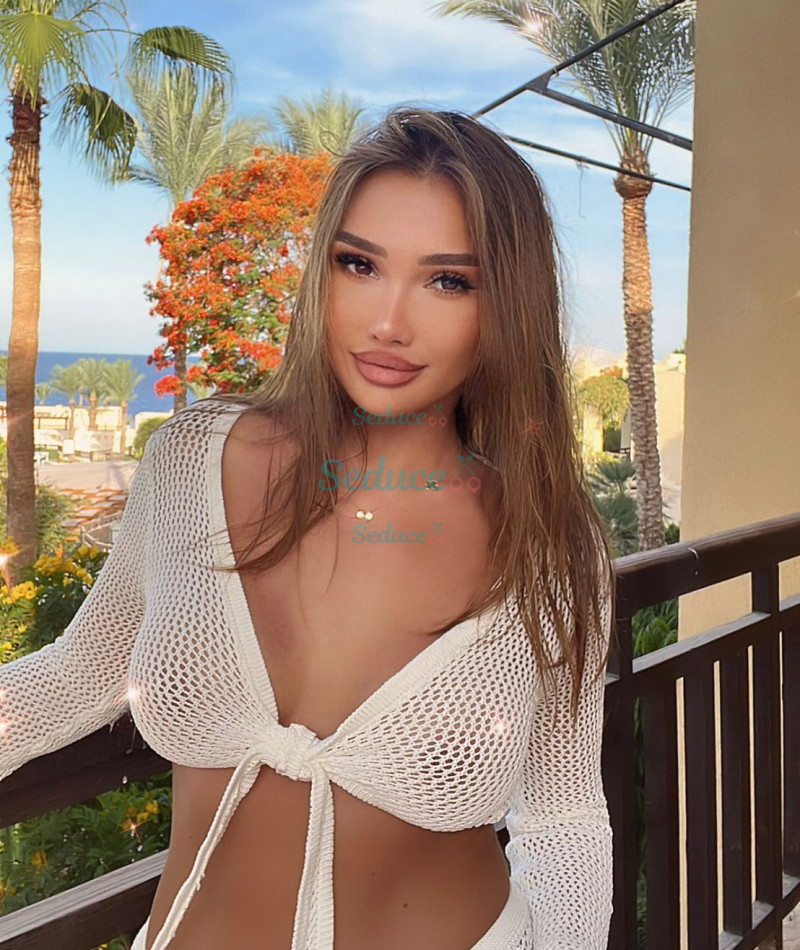 Photo escort girl Victoria : the best escort service