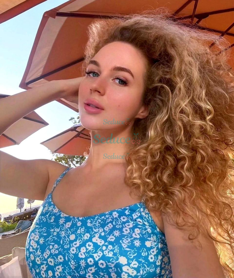 Photo escort girl Emma: the best escort service