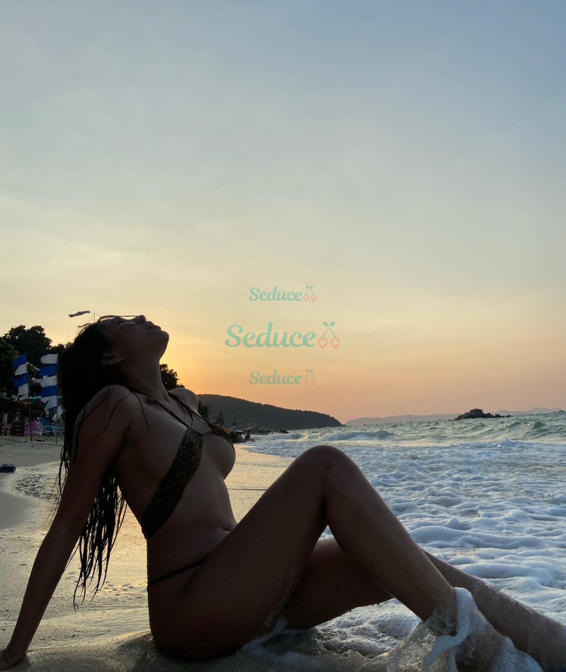 Photo escort girl Sara: the best escort service
