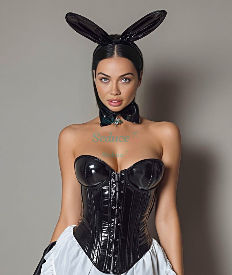Photo escort girl Kitty: the best escort service
