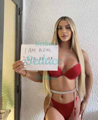 Photo escort girl Nicole: the best escort service