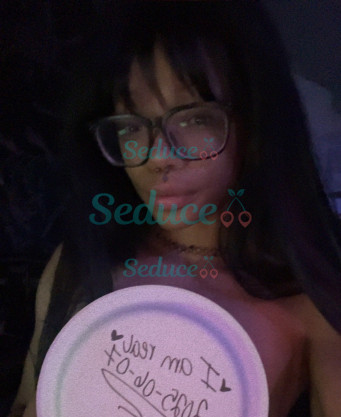 Photo escort girl Lyra: the best escort service
