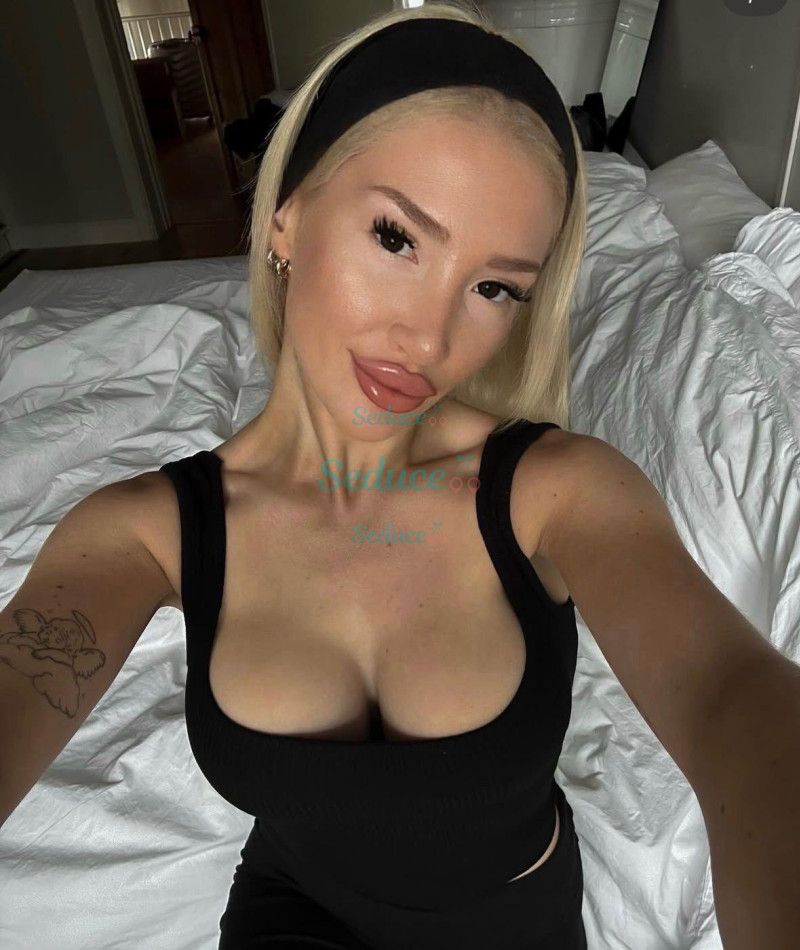 Photo escort girl Polina: the best escort service